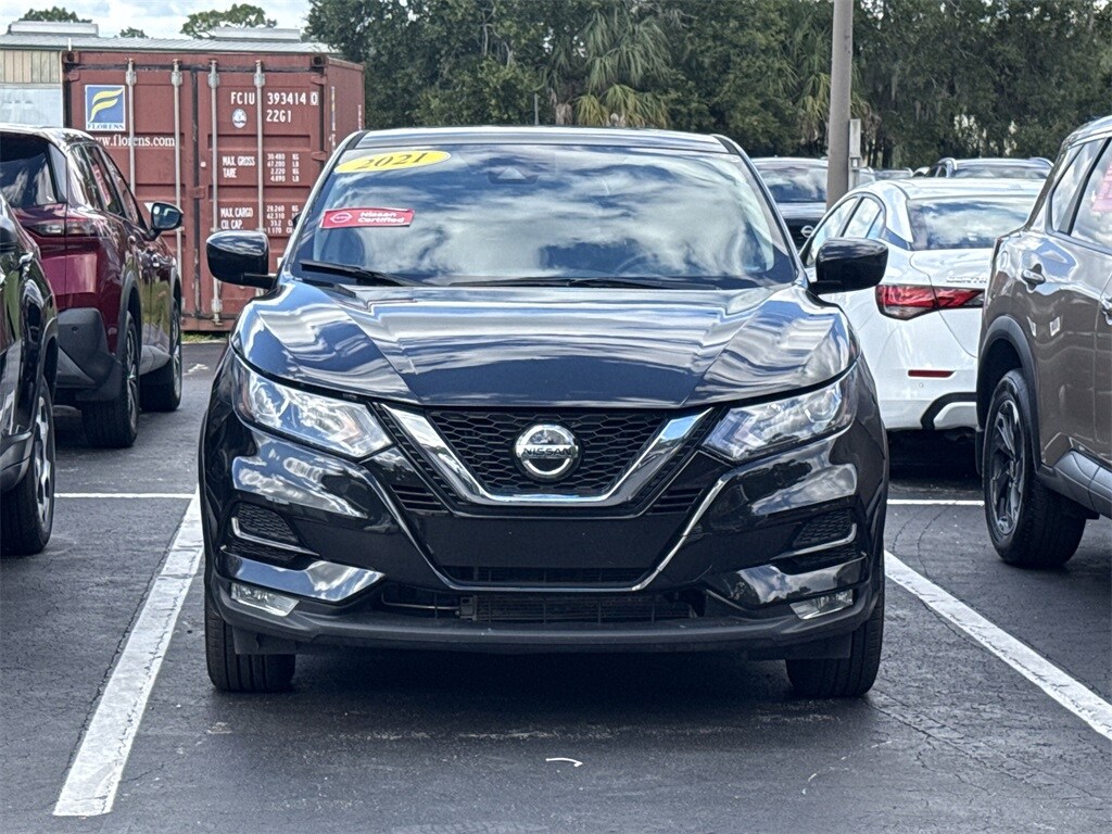 2021 Nissan Rogue Sport S photo 3