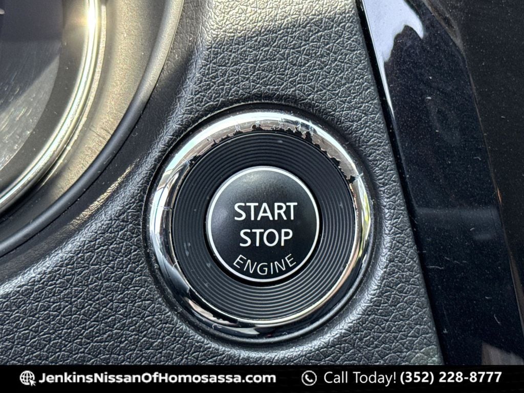 2019 Nissan Rogue SV - Photo 40