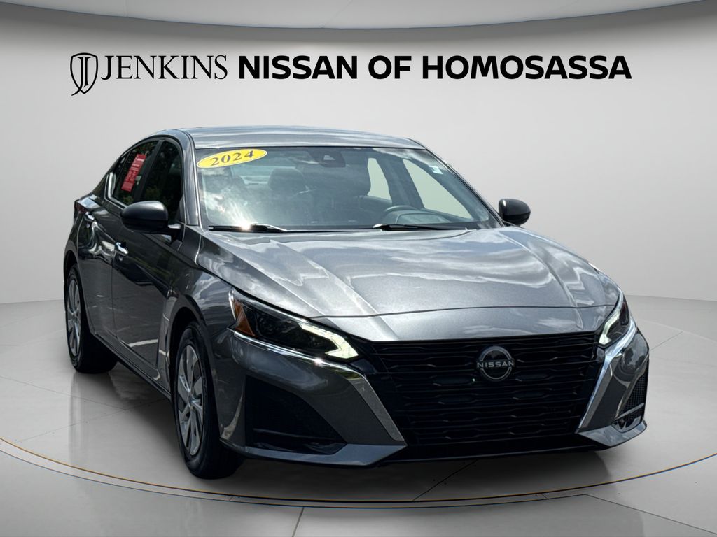 2024 Nissan Altima S - Photo 14