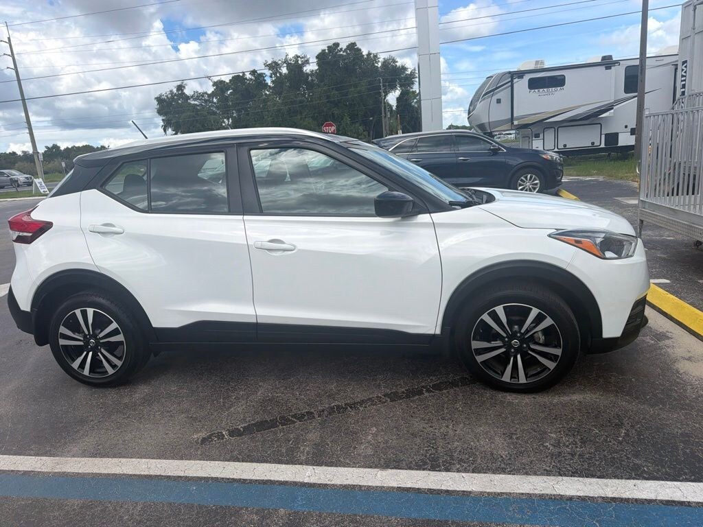 Used 2019 Nissan Kicks SV SUV