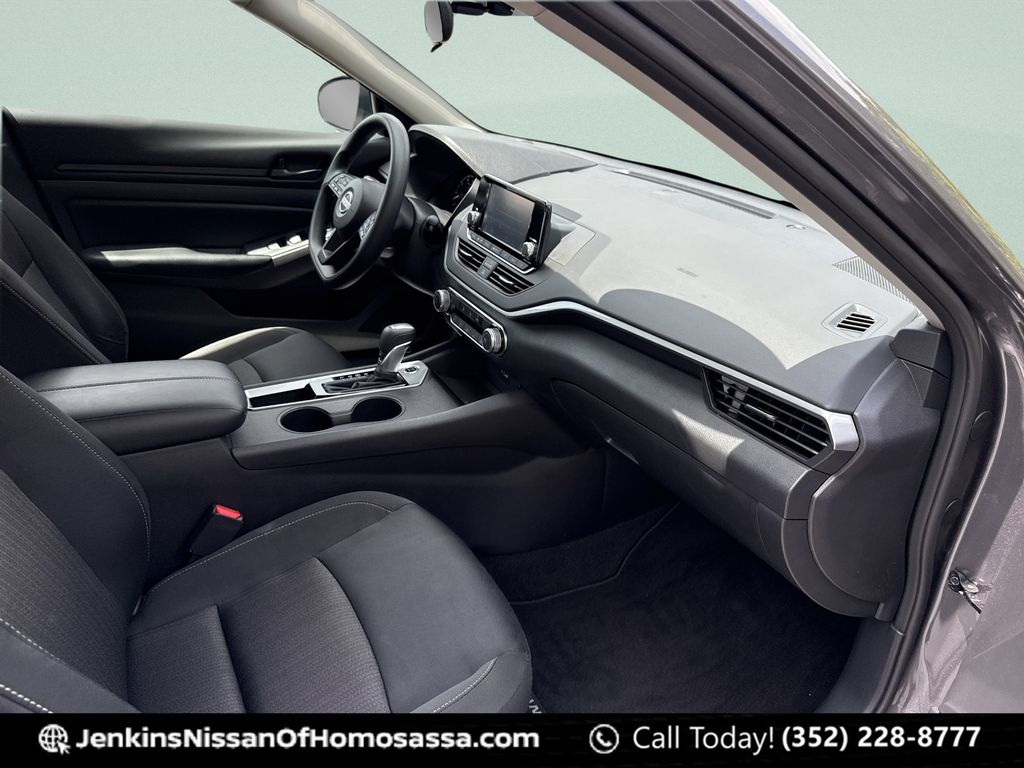 2024 Nissan Altima S - Photo 38