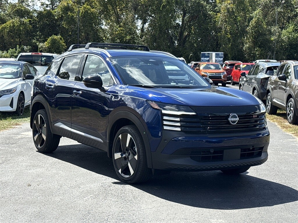 New 2026 Nissan Kicks SR SUV