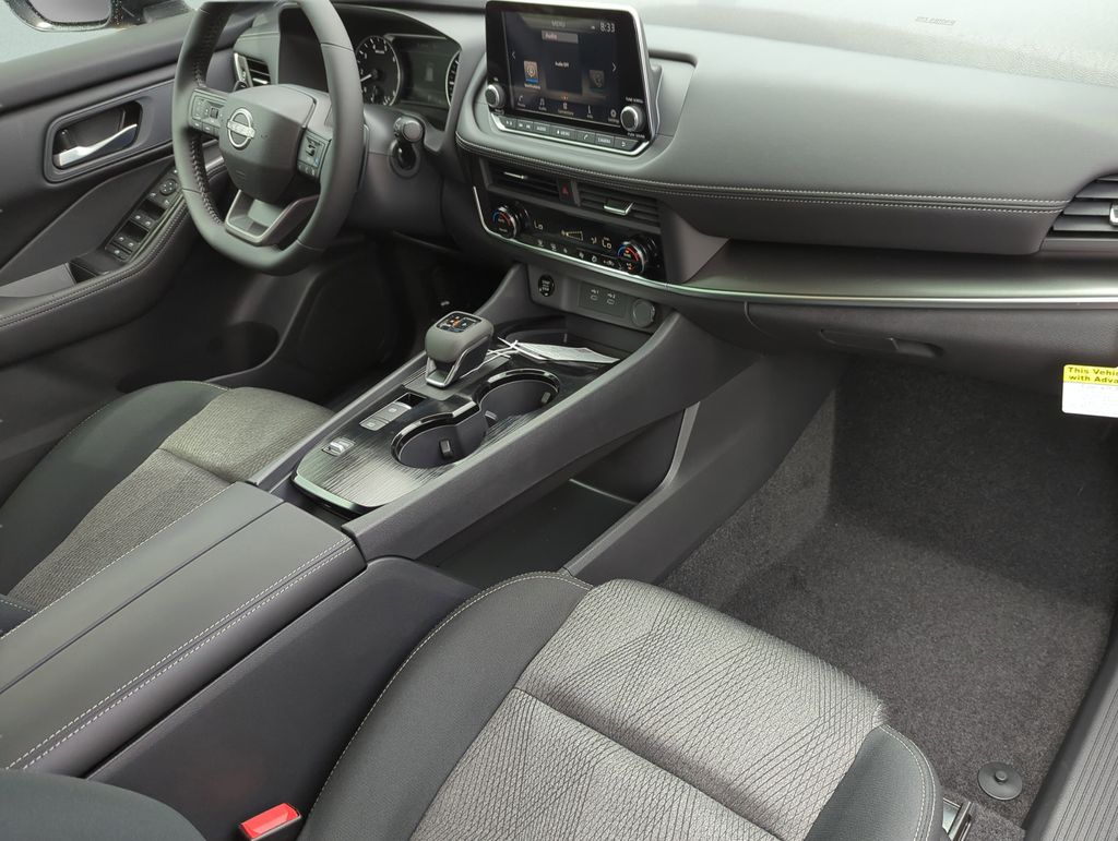 2026 Nissan Rogue SV - Photo 17