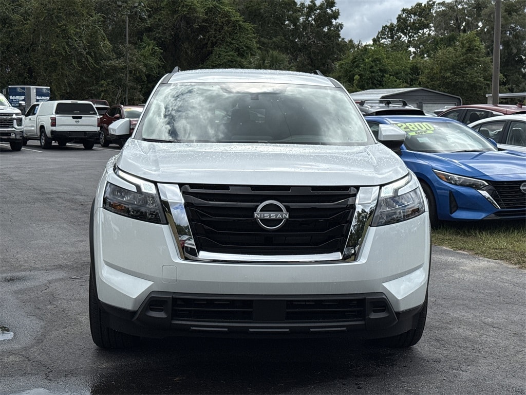 New 2025 Nissan Pathfinder SV SUV