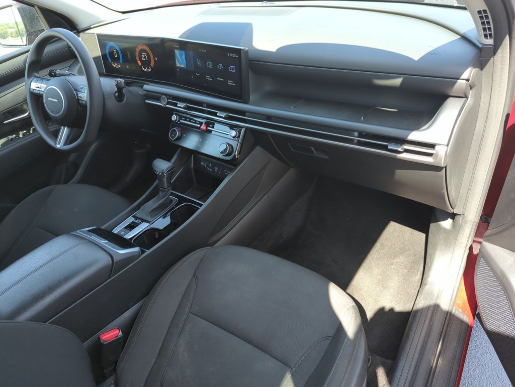 2025 Hyundai Tucson SEL - Photo 22