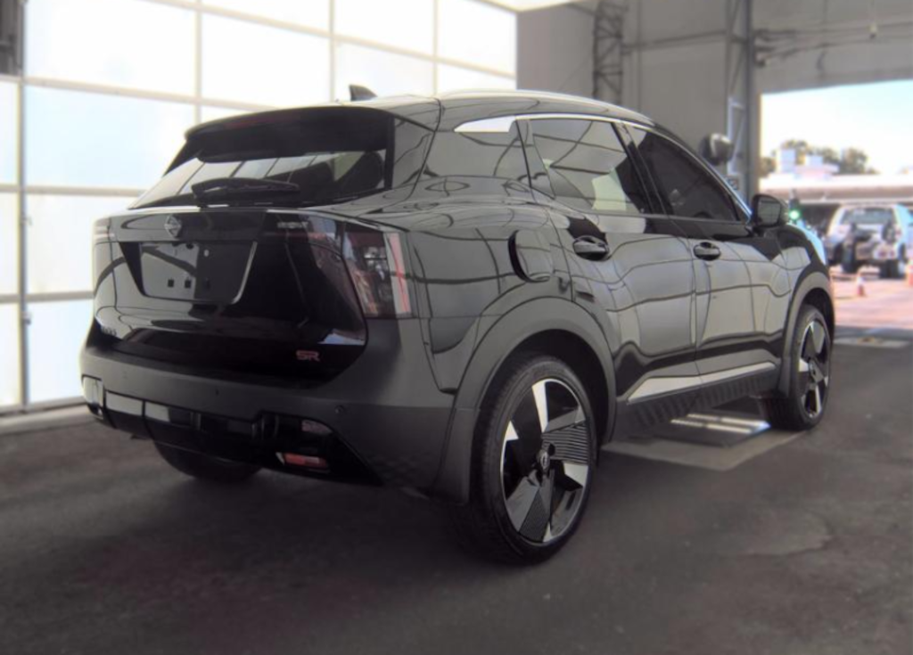 Used 2025 Nissan Kicks SR SUV