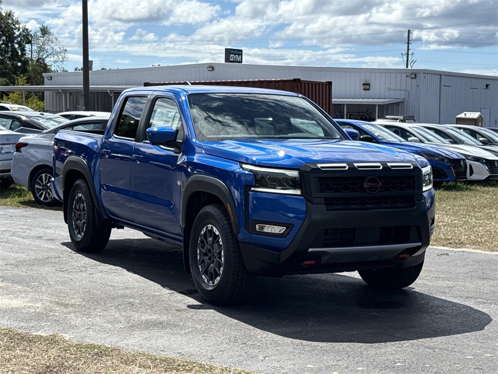 2026 Nissan Frontier PRO-X photo 2