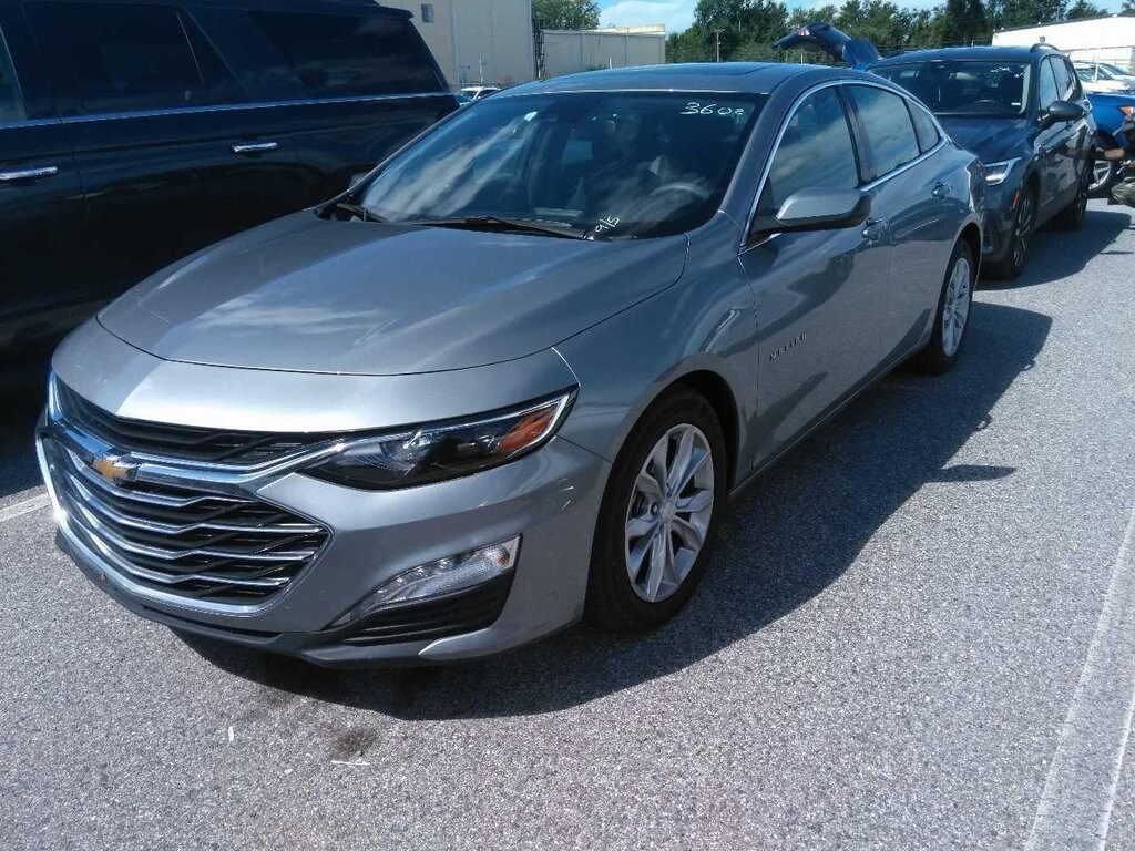2024 Chevrolet Malibu 1LT photo 3