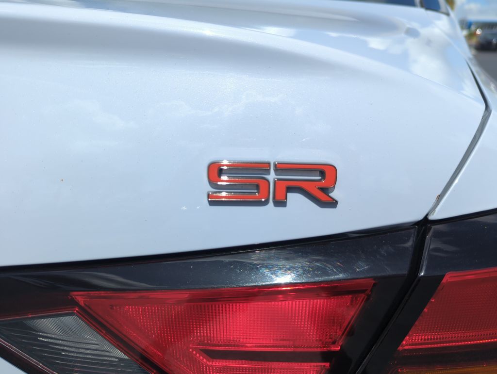 2024 Nissan Altima SR - Photo 21