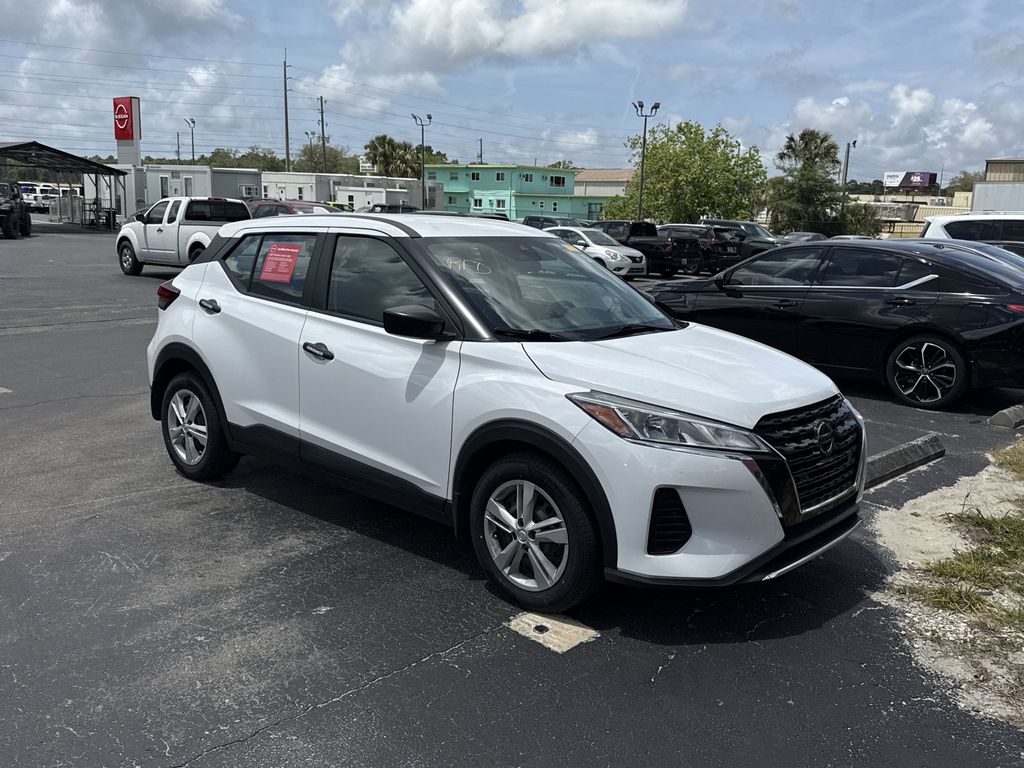 2021 Nissan Kicks S