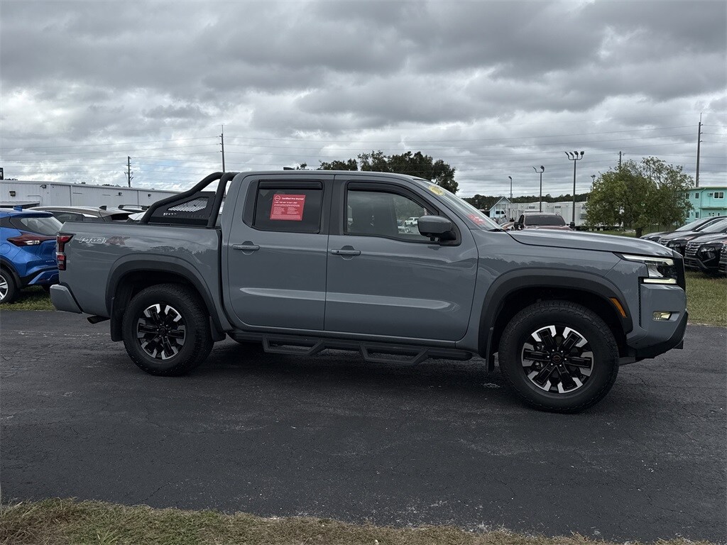 2023 Nissan Frontier PRO-4X photo 3