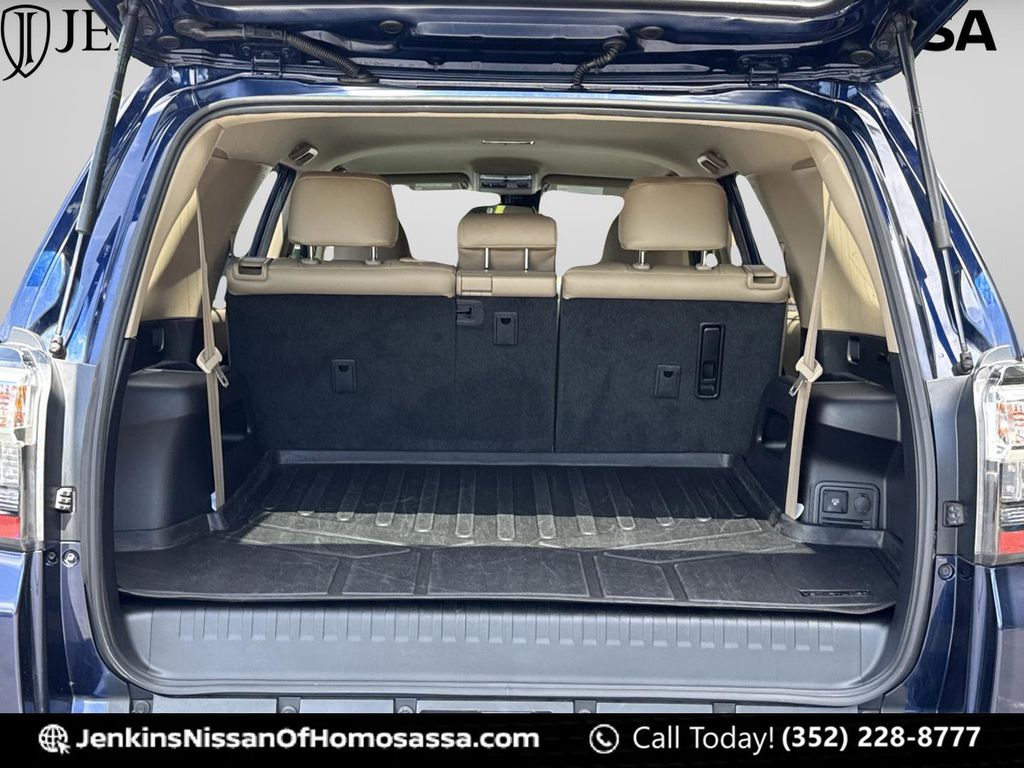 2021 Toyota 4Runner SR5 - Photo 21