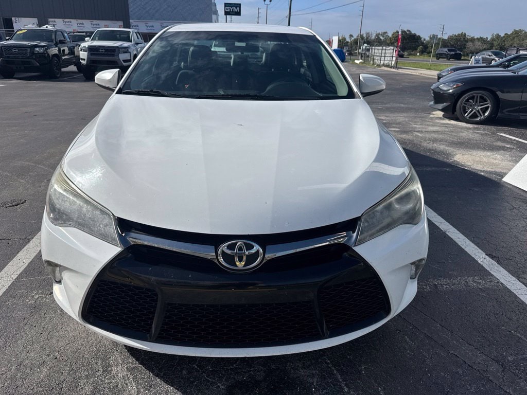 Used 2017 Toyota Camry SE with VIN 4T1BF1FK2HU389486 for sale in Homosassa, FL
