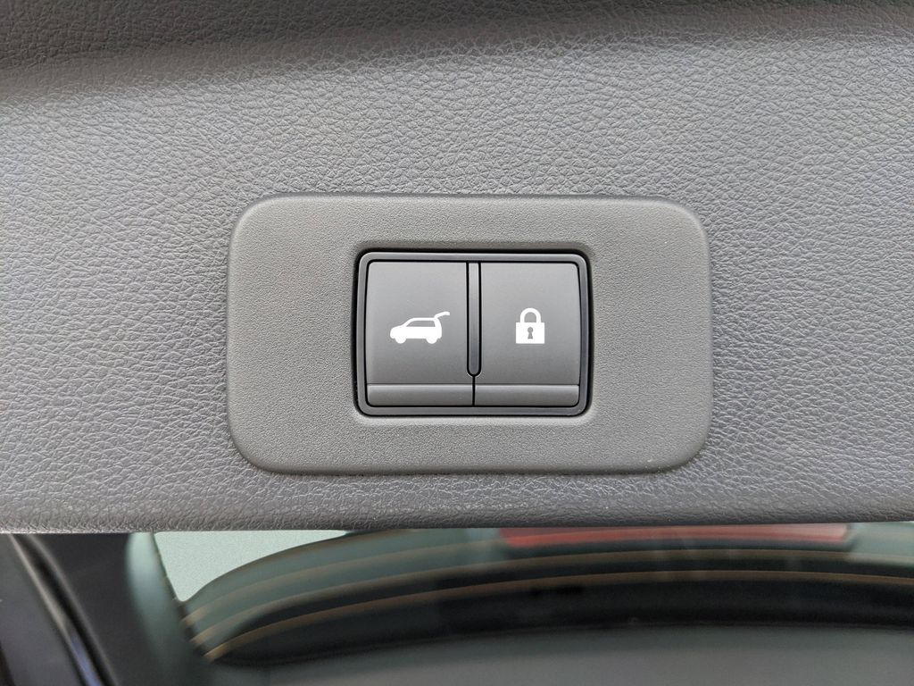 2025 Nissan Murano SL - Photo 17