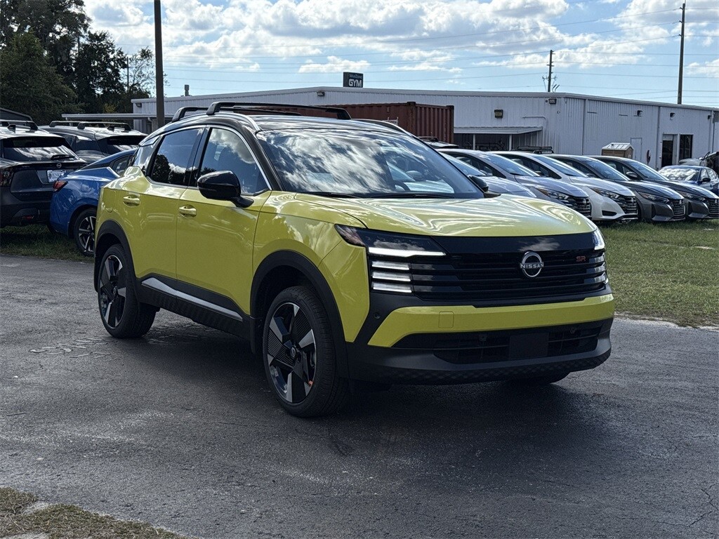 New 2026 Nissan Kicks SR SUV