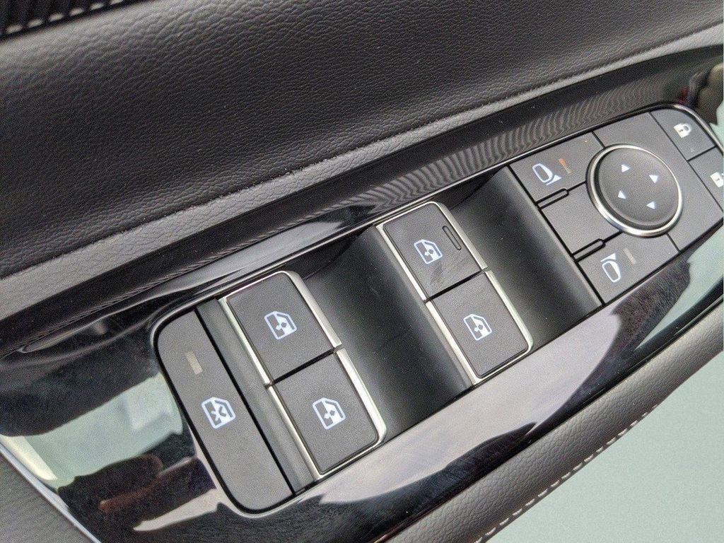 2025 Nissan Murano SV - Photo 26