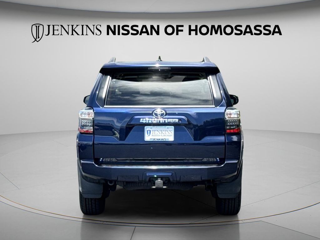 2021 Toyota 4Runner SR5 - Photo 5
