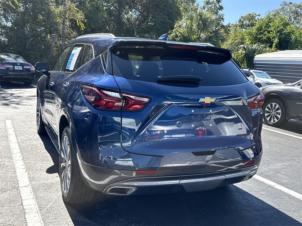 2022 Chevrolet Blazer Premier photo 2
