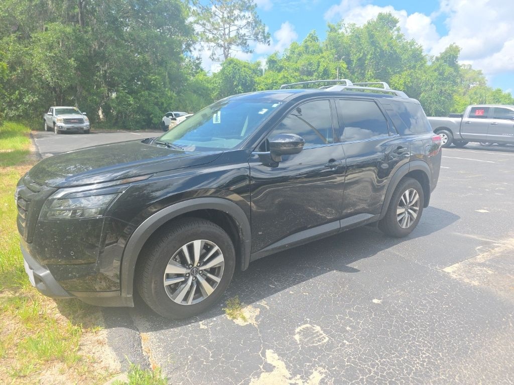 Certified 2025 Nissan Pathfinder SL SUV