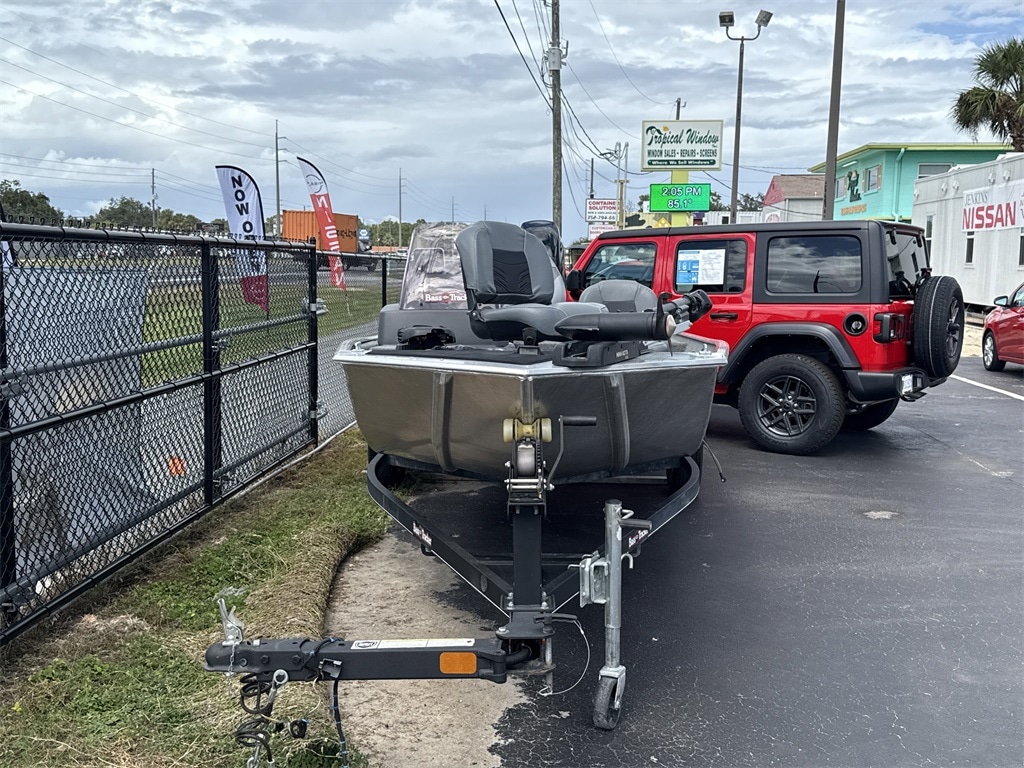 Used 2020 Tracker Bass Tracker Classic Boat