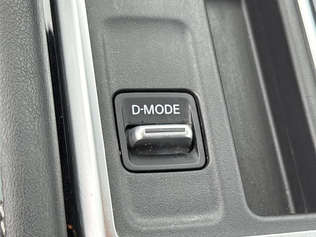 2023 Nissan Pathfinder SL - Photo 36