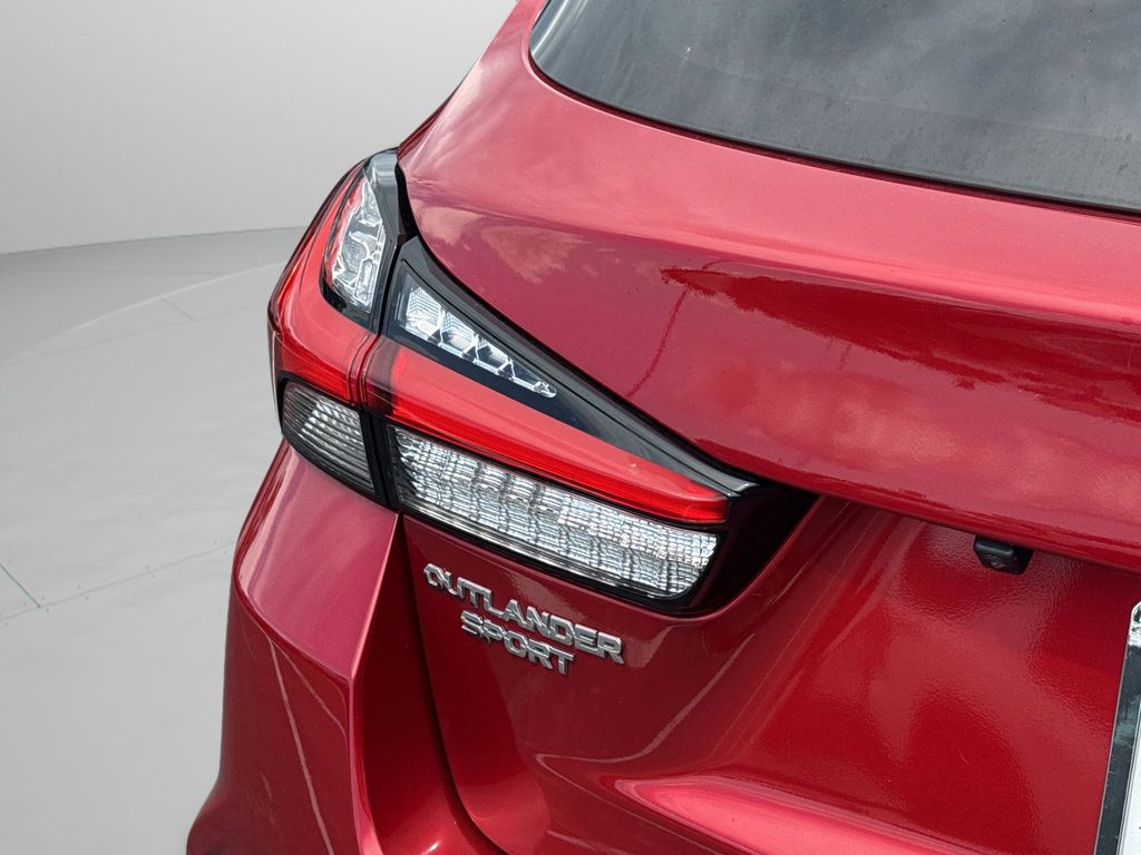 2024 Mitsubishi Outlander Sport ES - Photo 44