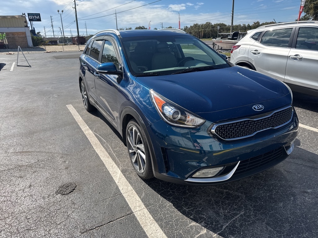 Used 2017 Kia Niro Touring SUV