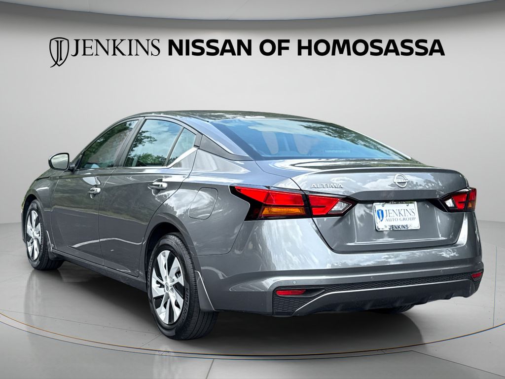 2024 Nissan Altima S - Photo 6