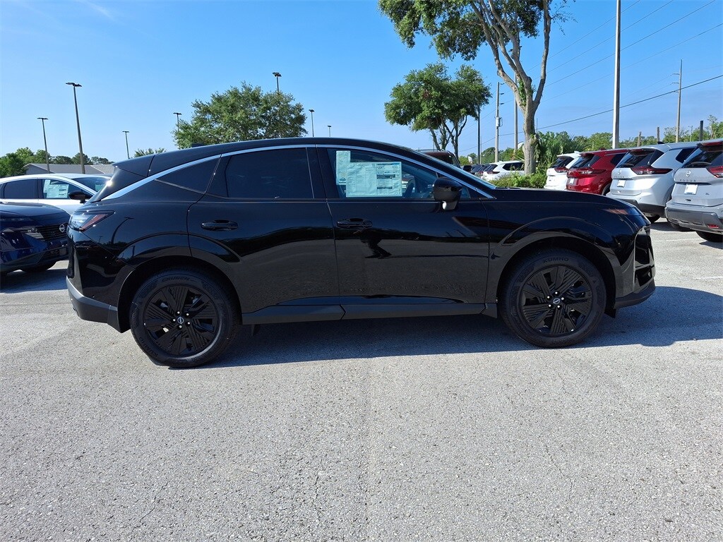 2025 Nissan Murano SV photo 3
