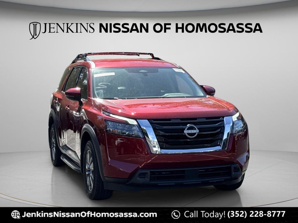 2023 Nissan Pathfinder SV - Photo 15