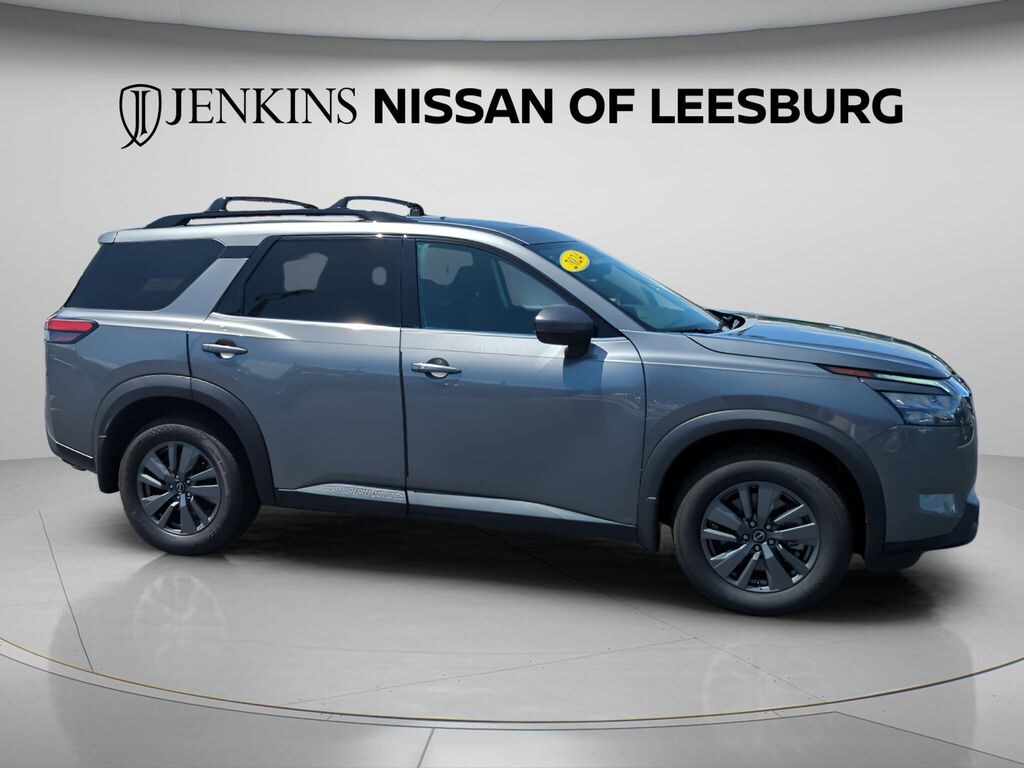 Certified 2024 Nissan Pathfinder SV SUV