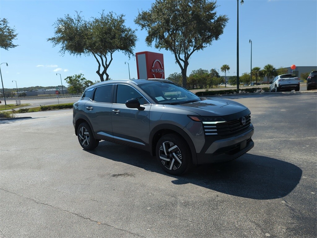 2026 Nissan Kicks SV photo 2