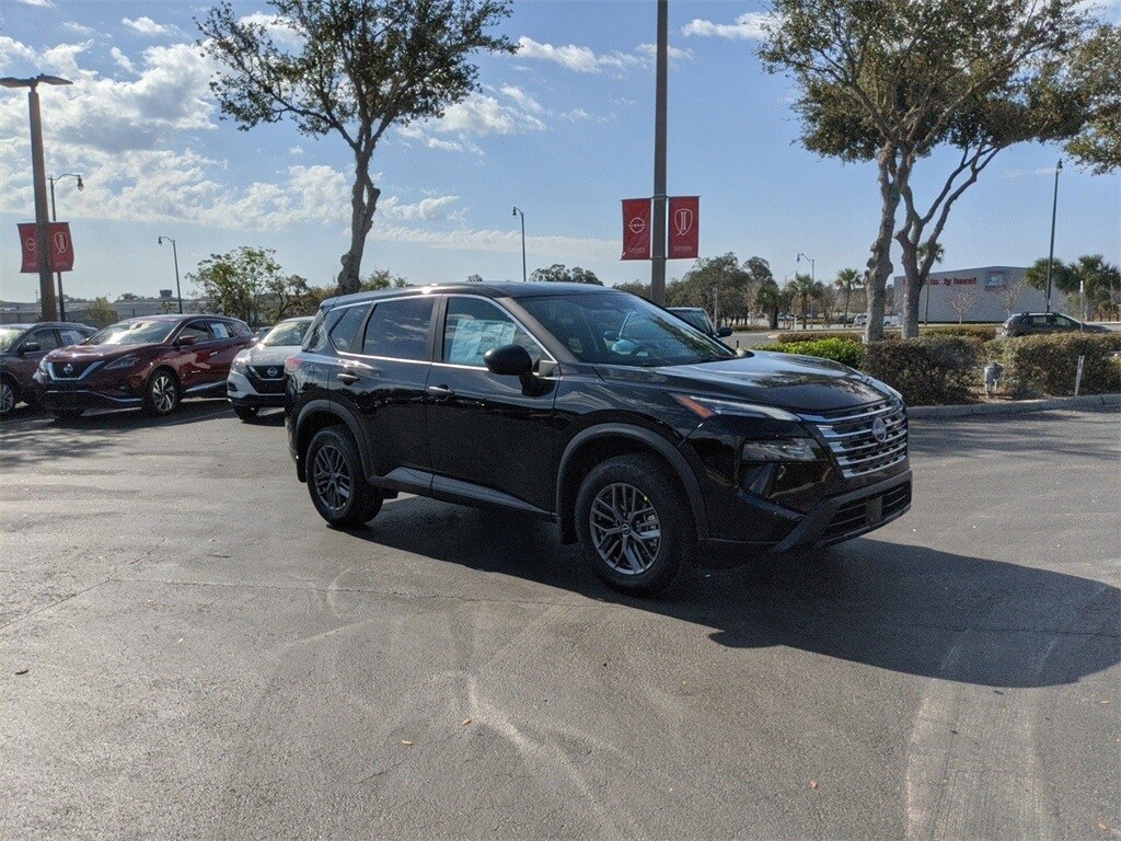 2025 Nissan Rogue S photo 2