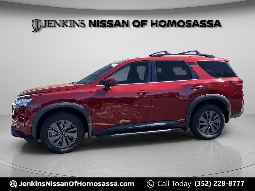 2023 Nissan Pathfinder SV - Photo 10