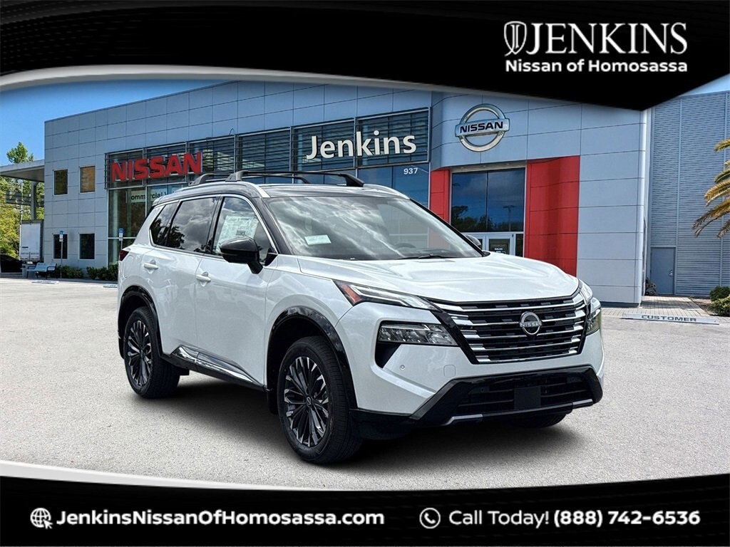 2026 Nissan Rogue Platinum photo 2