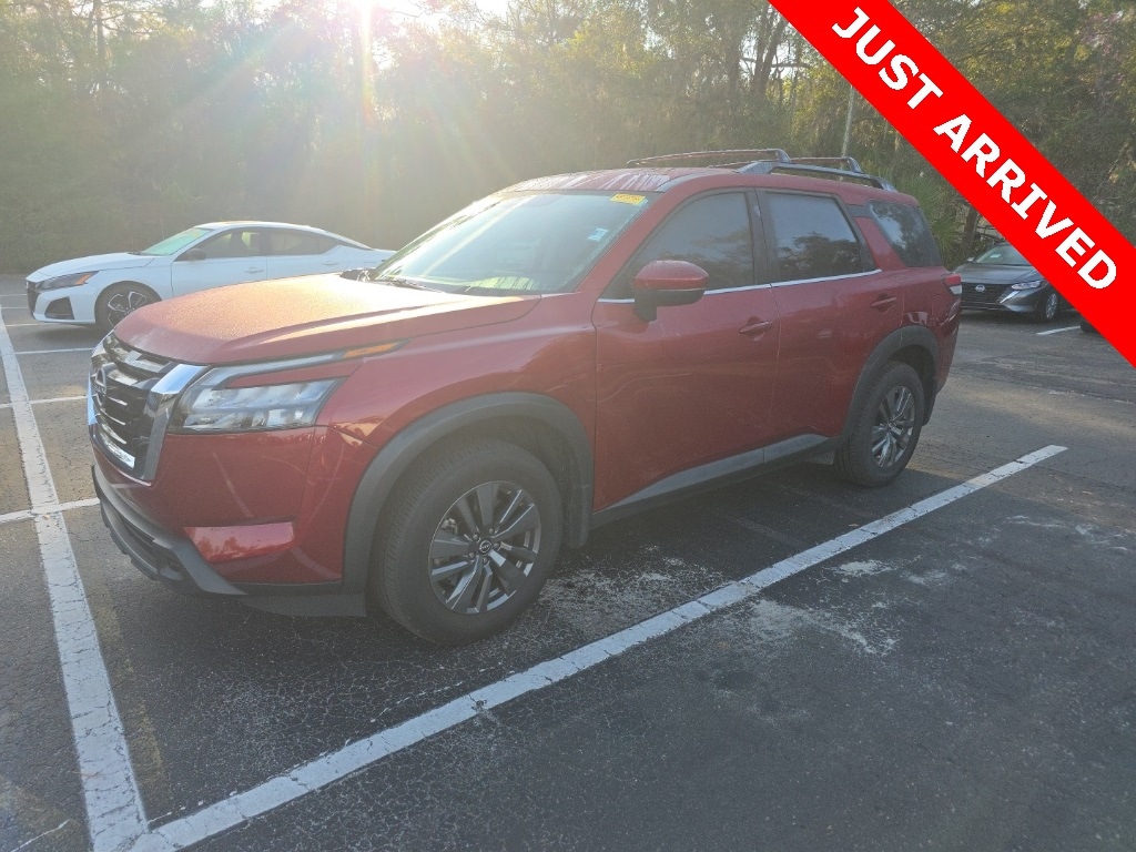 Used 2024 Nissan Pathfinder SV SUV