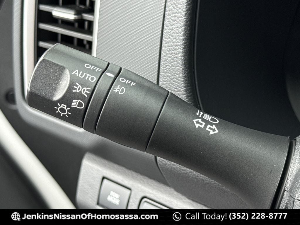 2024 Nissan Frontier SV - Photo 40