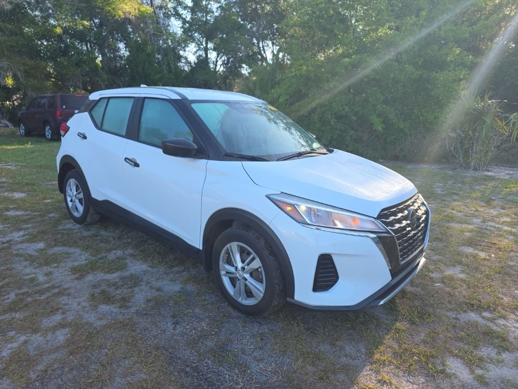 2021 Nissan Kicks S