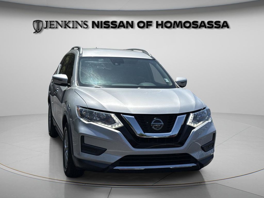 2019 Nissan Rogue SV - Photo 15