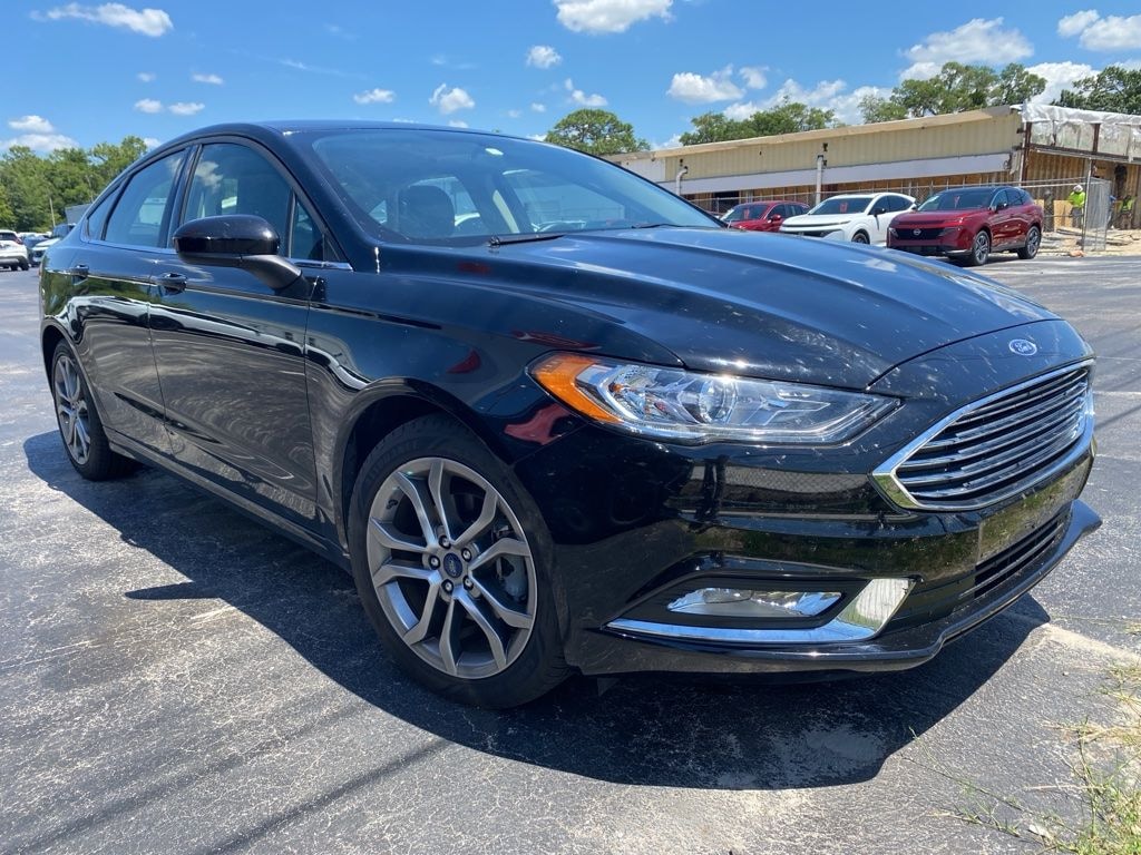 Certified 2017 Ford Fusion SE Sedan