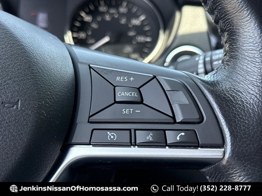 2019 Nissan Rogue SV - Photo 38