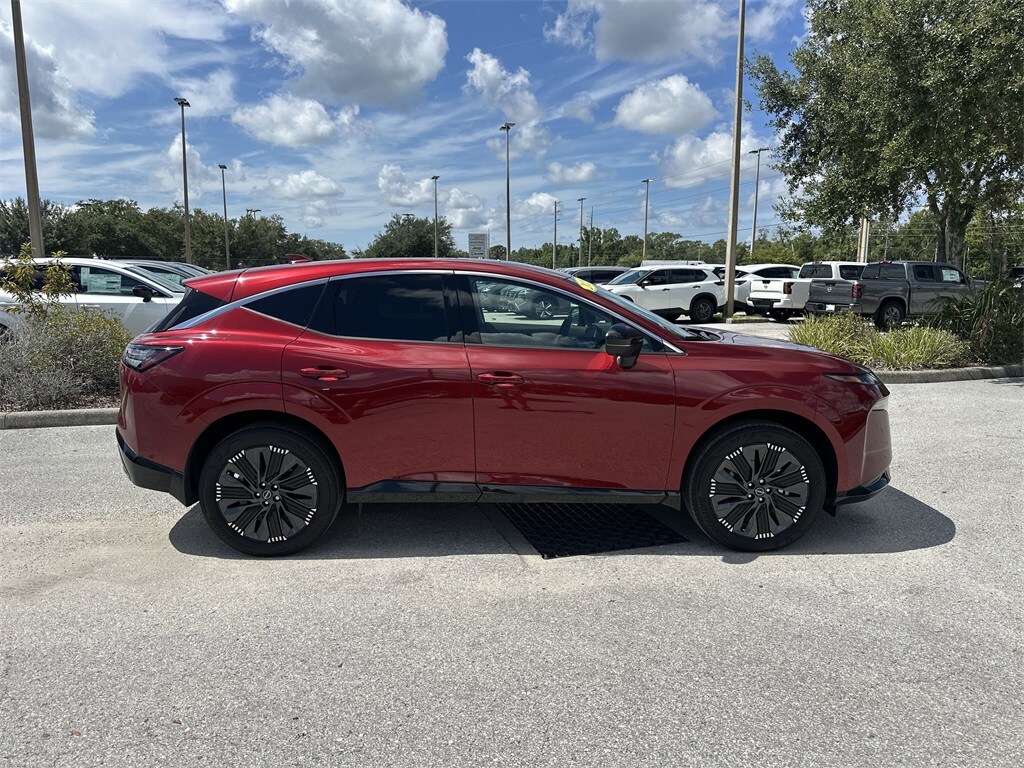 2025 Nissan Murano Platinum photo 3