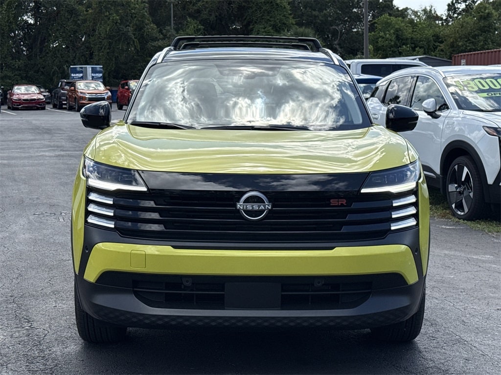 New 2026 Nissan Kicks SR SUV