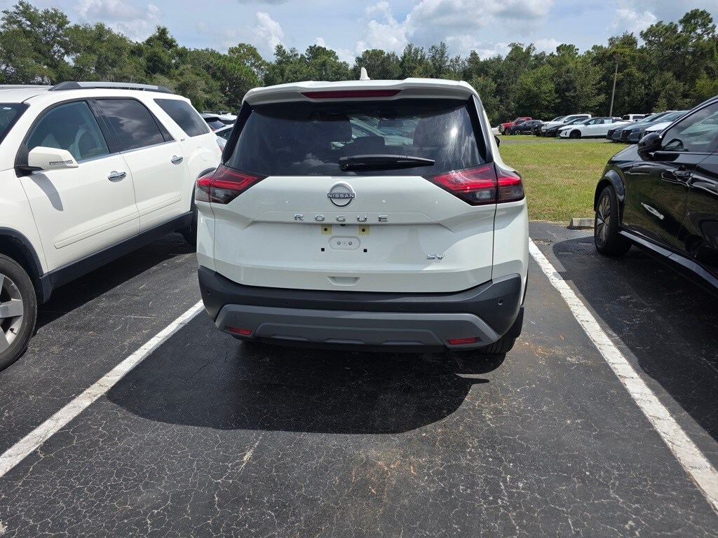 2023 Nissan Rogue SV photo 4