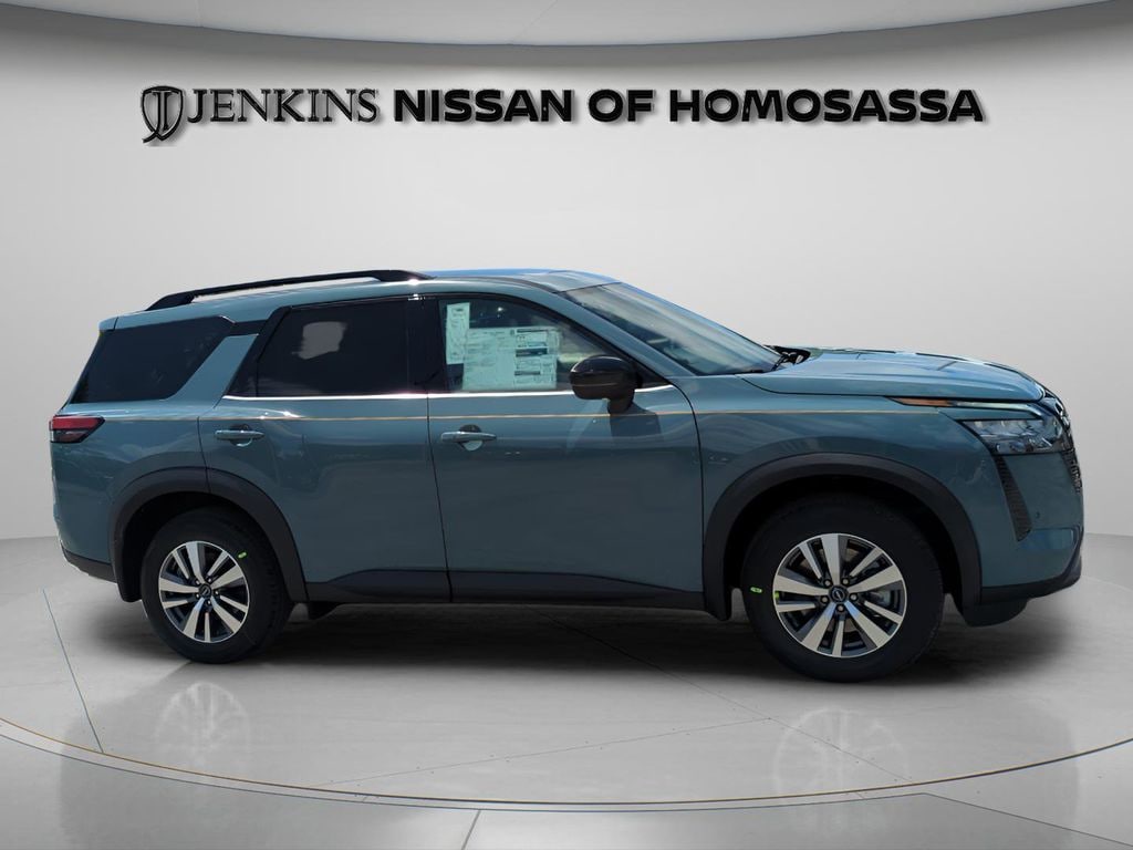 New 2026 Nissan Pathfinder SL SUV