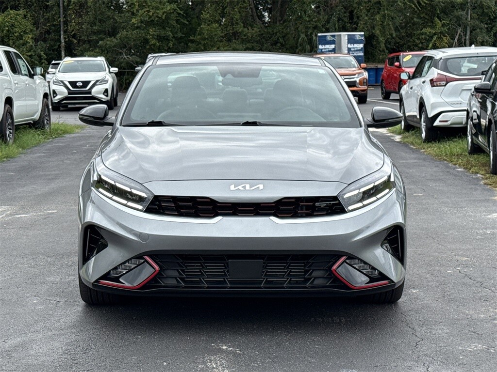 2024 Kia Forte GT photo 2