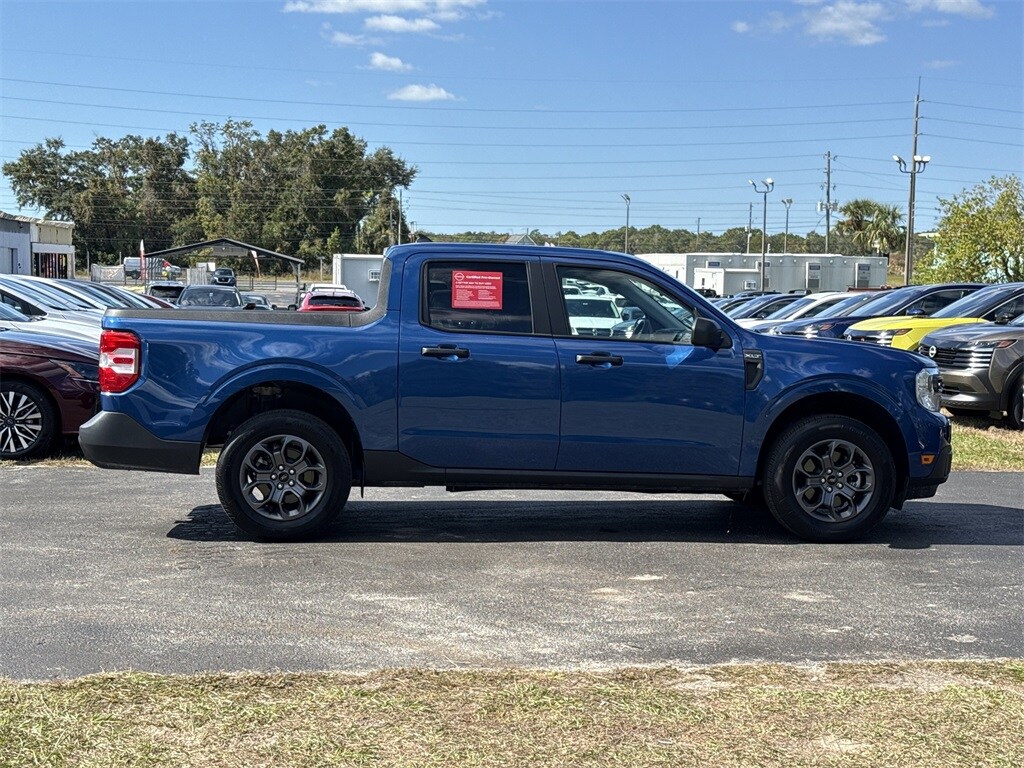 2024 Ford Maverick XLT photo 2