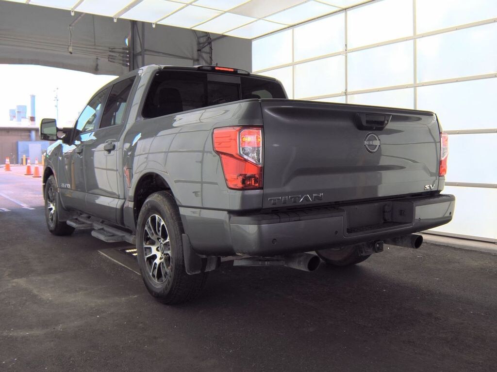 Used 2023 Nissan Titan SV Truck Crew Cab