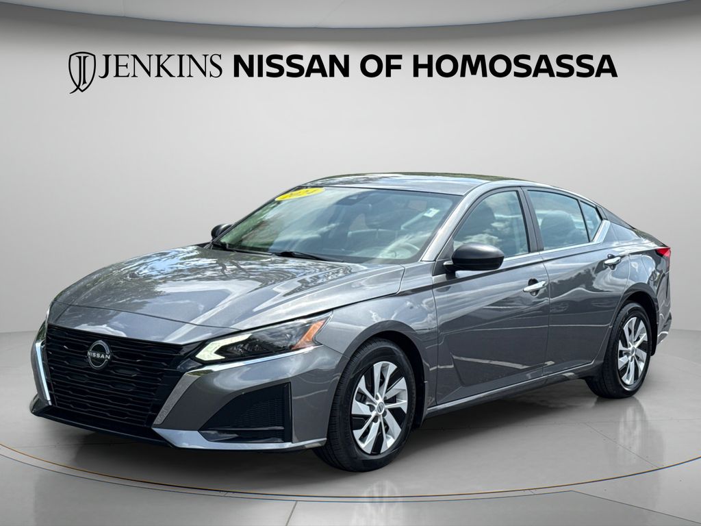 2024 Nissan Altima S - Photo 11