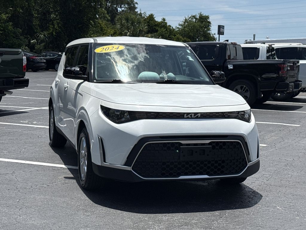 Used 2024 Kia Soul LX Hatchback